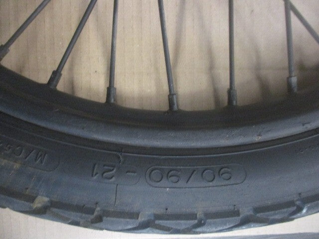 Roue avant avec pneu Michelin très peu roulé pour Honda 125 MTX - MTXR - TC02