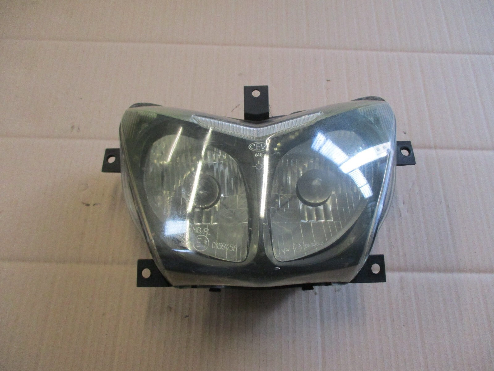 Bloc optique de phare pour Honda  125 XLV - Varadéro - JC32