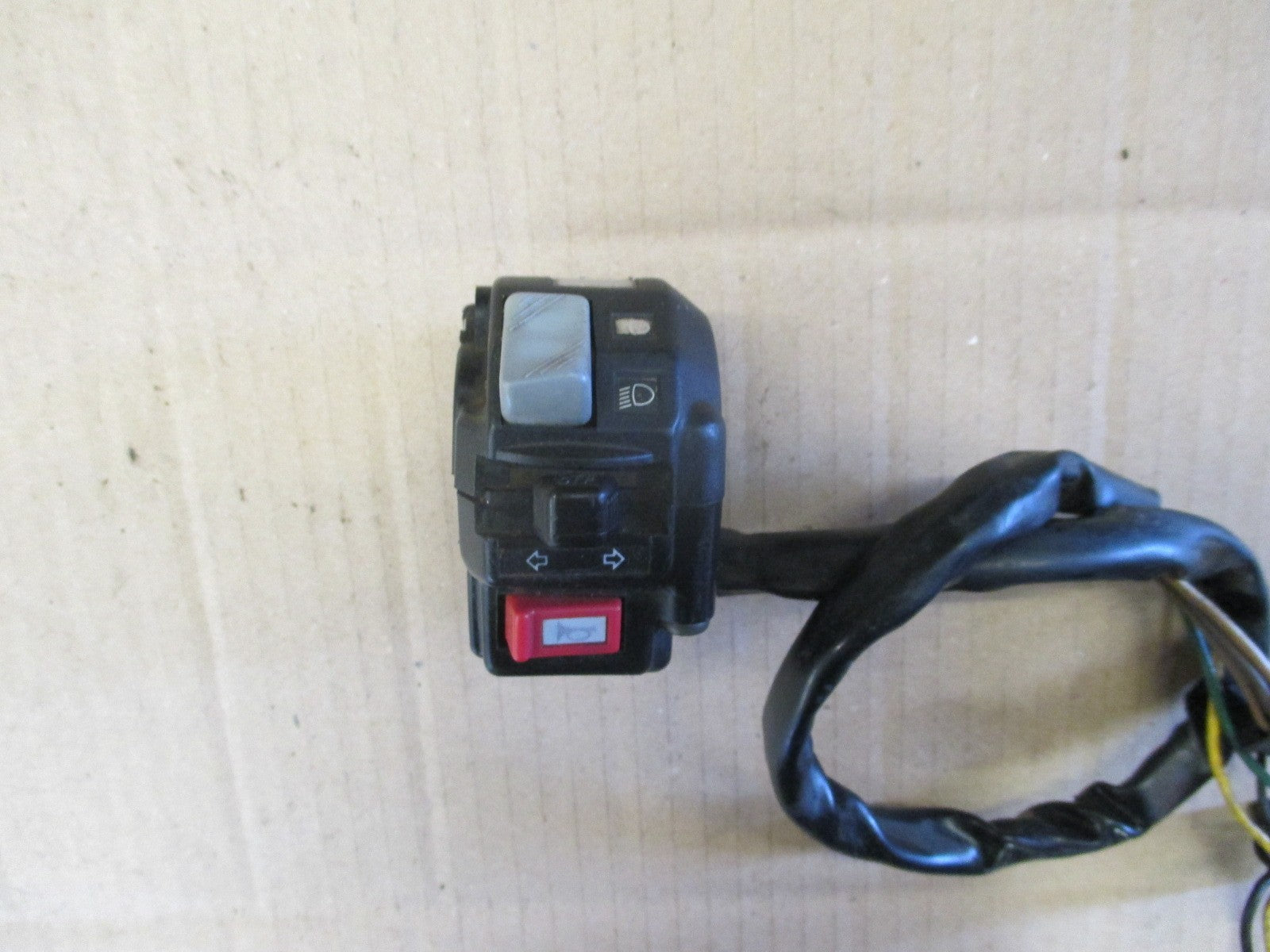 Commodo gauche pour Yamaha 125 DTR type 4BL à kick, sans demarreur