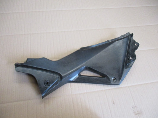 Cache latéral gauche pour Honda 125 CBR - JC50 - 2011 / 2018