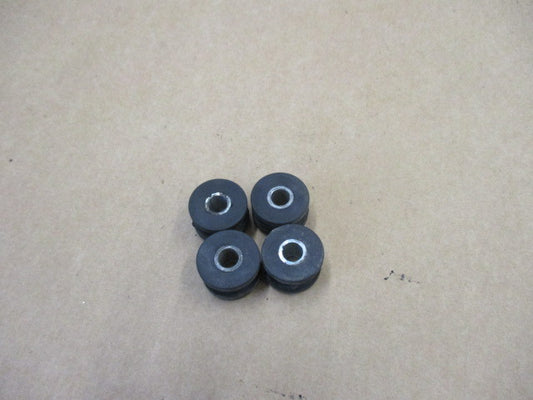 Caoutchoucs de support garde boue arrière pour Honda 600 XLL - XLM - XLLM - PD04