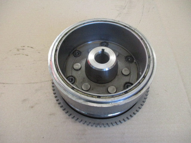 Rotor d'allumage + roue libre de demarreur pour Honda 650 SLR - RD09