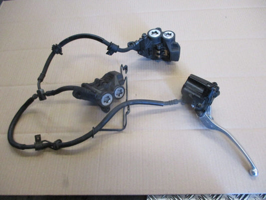 Ensemble étriers maitre cylindre frein avant Yamaha 900 TDM - RN081 - 2002/2005