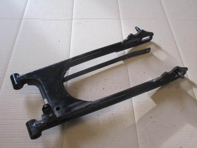Bras oscillant pour Yamaha 125 YBR - RE031 - RE051