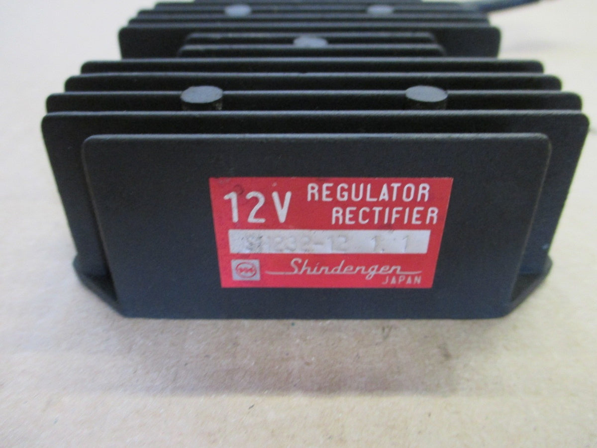 Régulateur SH 232-12 pour Honda 400 CX - 500 CX
