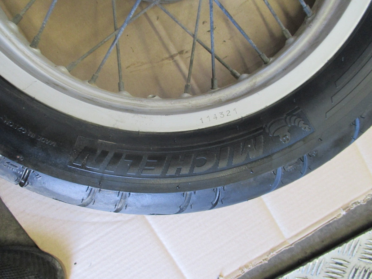 Roue arrière avec pneu Michelin très peu roulé pour Suzuki 650 XF Freewind
