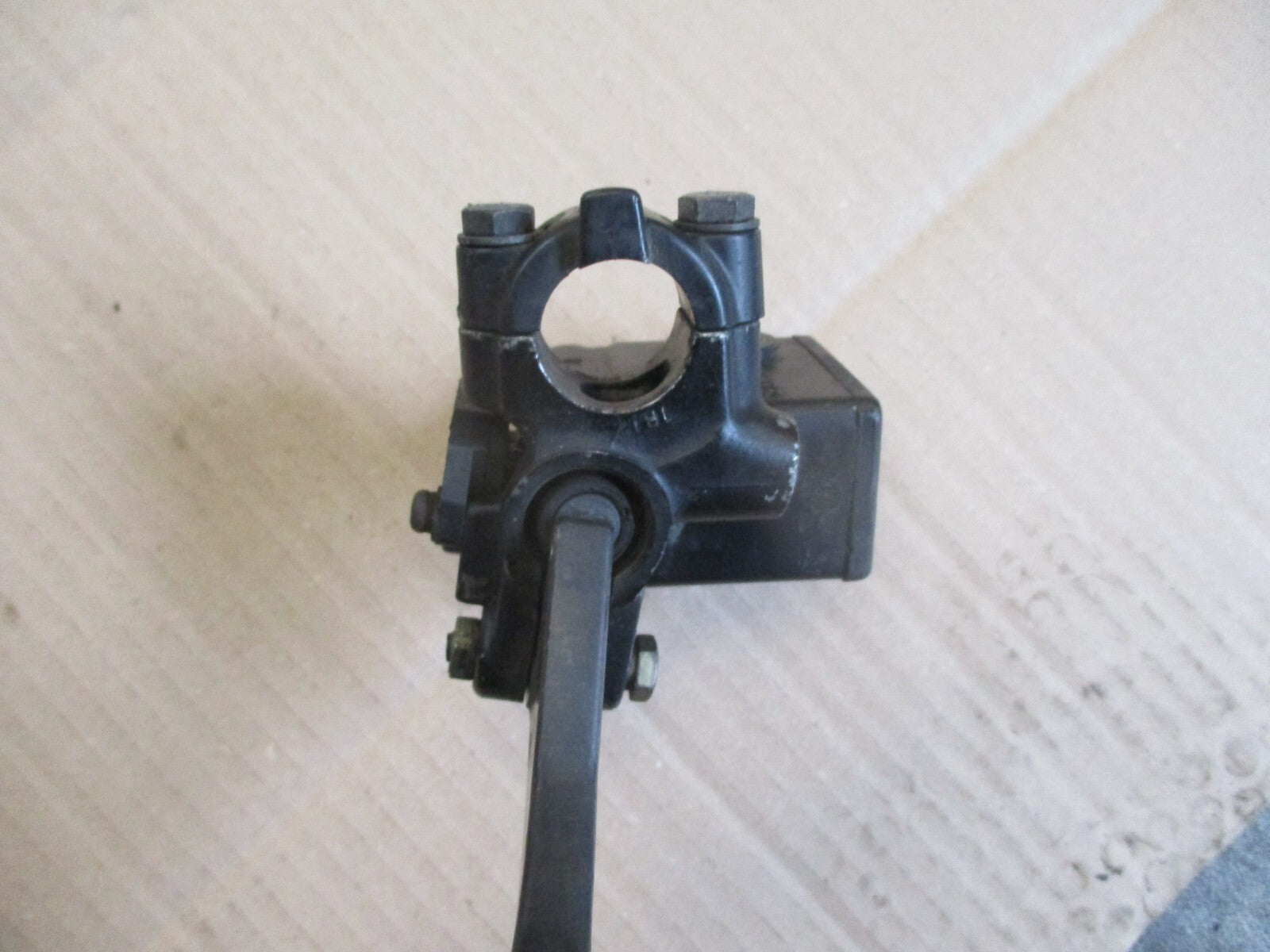 Maitre cylindre de frein avant pour Suzuki 125 GN - NF41A