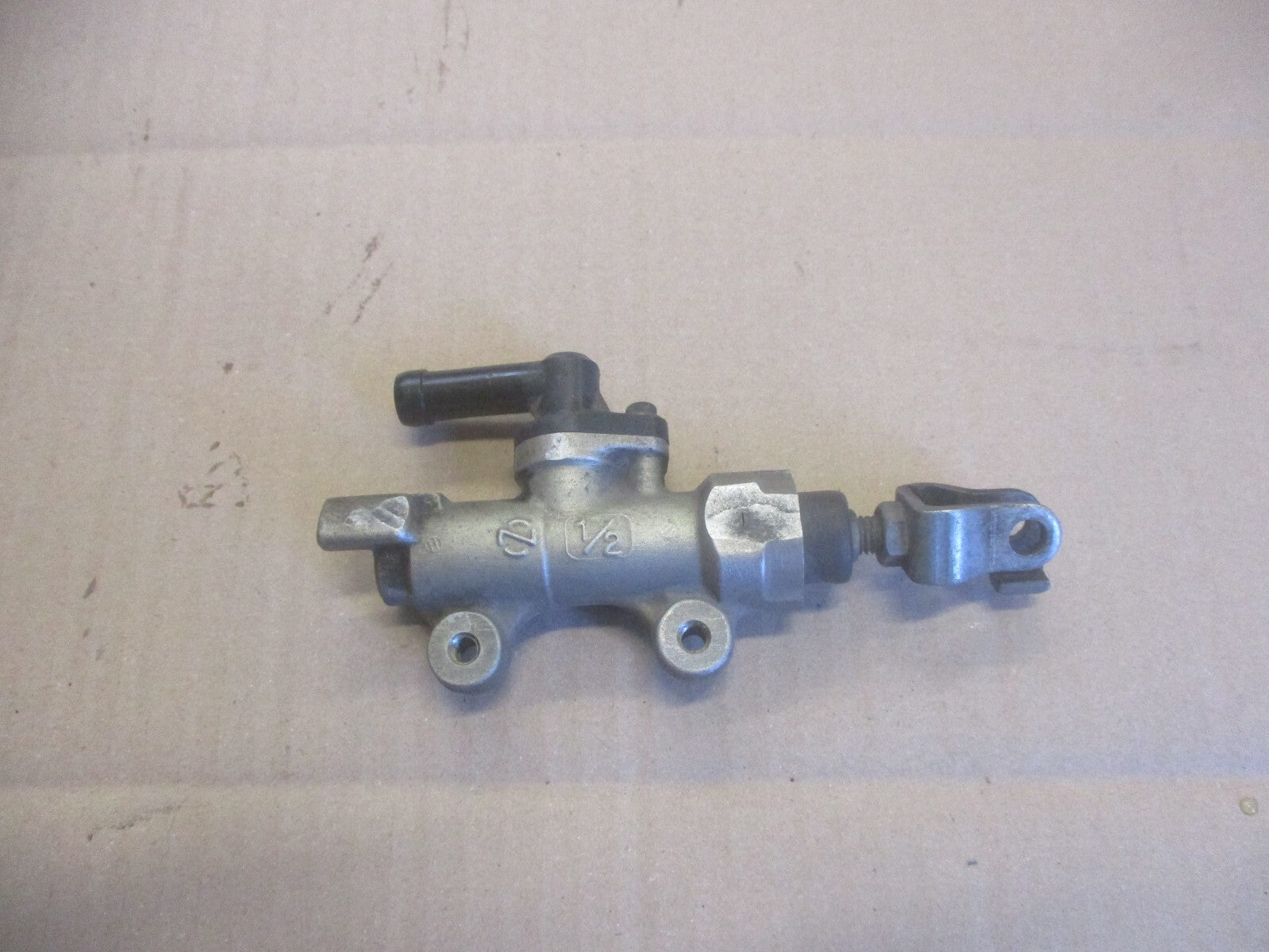 Maitre cylindre de frein arrière Honda 750 VFR - RC36 - Phase 1 - 1990 / 1993