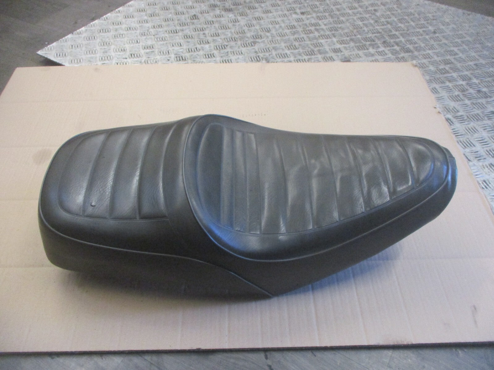 Selle pour Yamaha 125 SR - 10F
