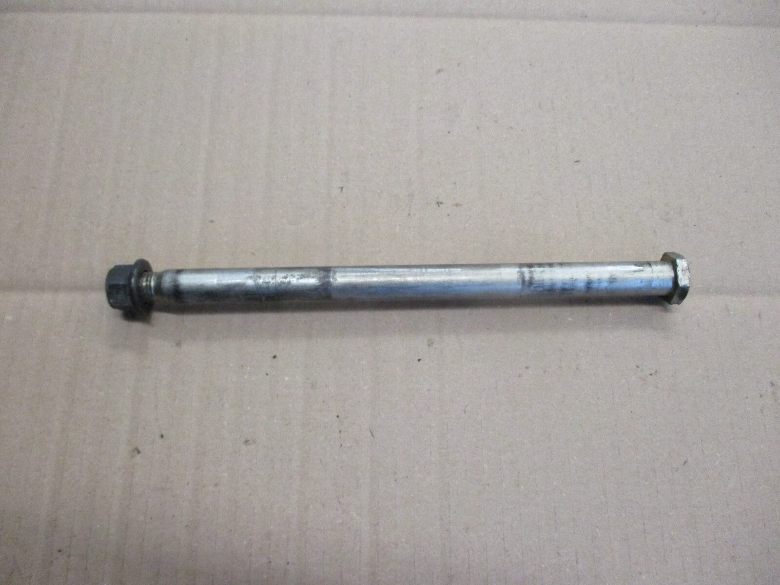 Axe de bras oscillant pour Yamaha 660 XTX - DM014 - DM01B