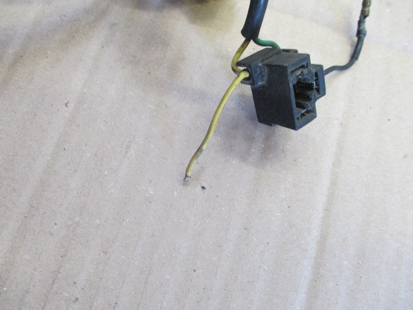 Commodo gauche pour Yamaha 600 XT Ténéré - 34L 55W 1VJ 2KF 43F
