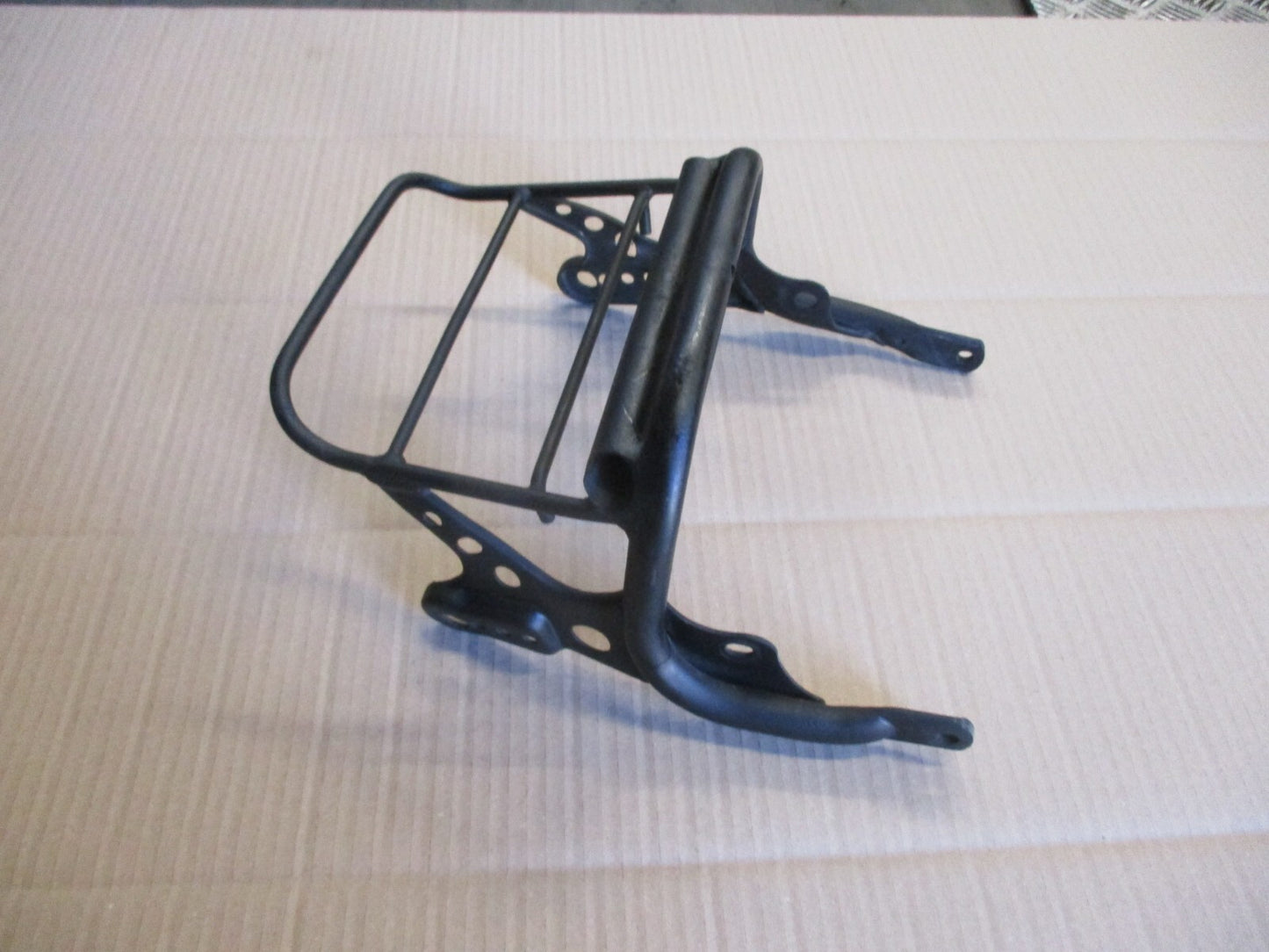 Porte bagage avec tube pour antivol U pour Honda 600 XLR - PD03