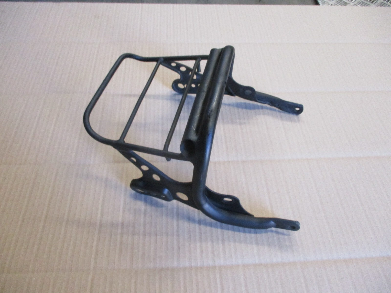 Porte bagage avec tube pour antivol U pour Honda 600 XLR - PD03