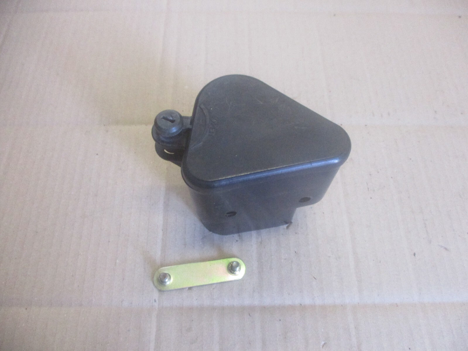 Boite à outils pour Honda 125 CM - JC05