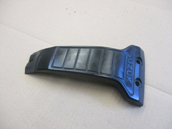 Bande centrale de réservoirs pour Suzuki 750 DR - 800 DR - SR41A - SR42A