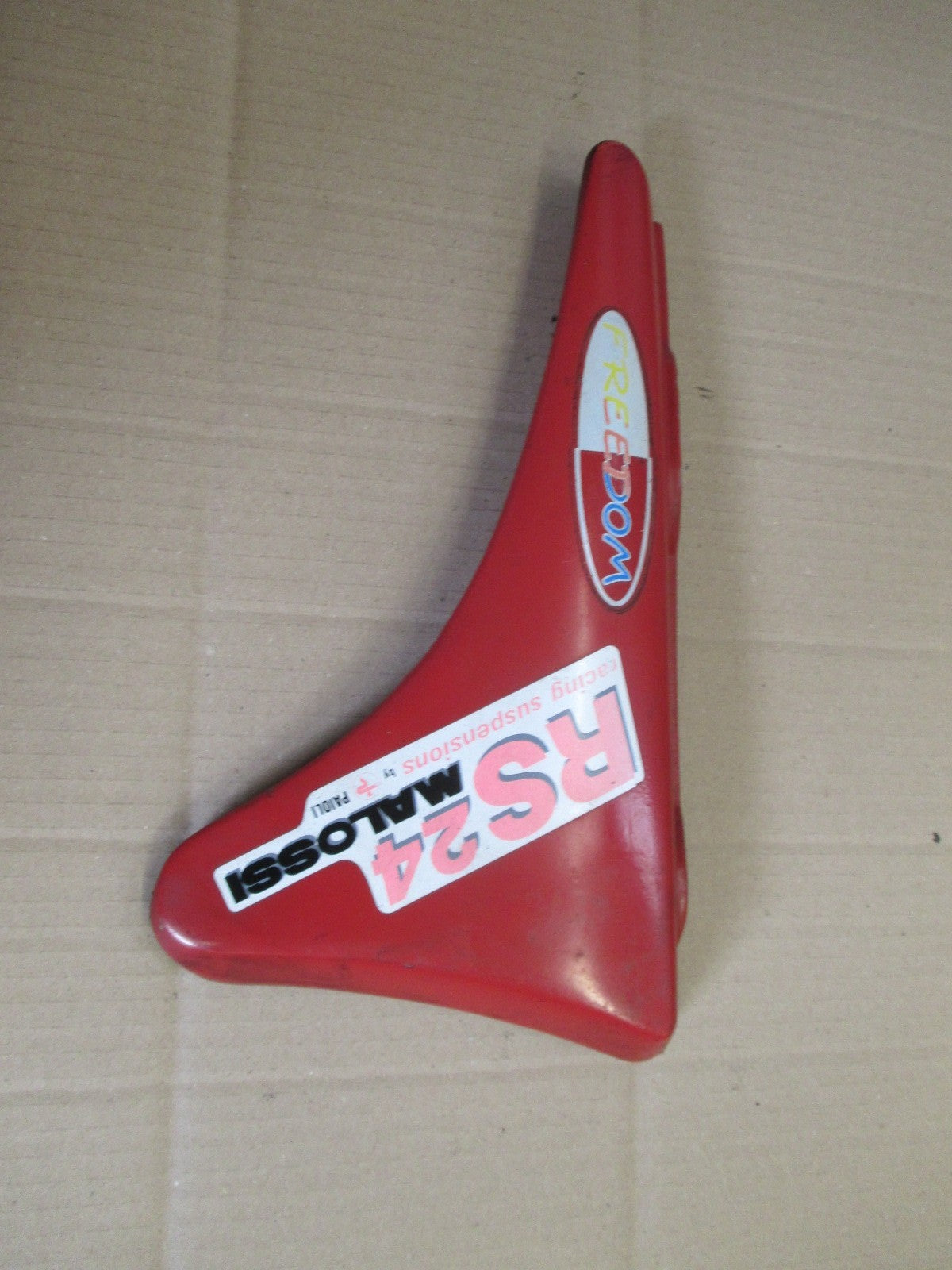 Cache latéral droit pour Yamaha 125 XT - 12V