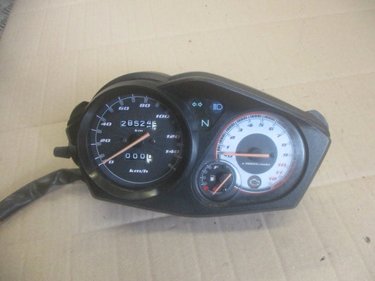 Bloc compteur compte tours 28524 kms pour Honda 125 CBF - JC40A